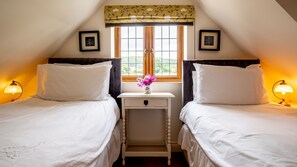 5 Schlafzimmer, Bügeleisen/Bügelbrett, Reisekinderbett, kostenloses WLAN