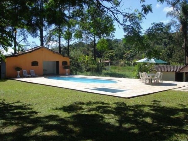 Alberca al aire libre 