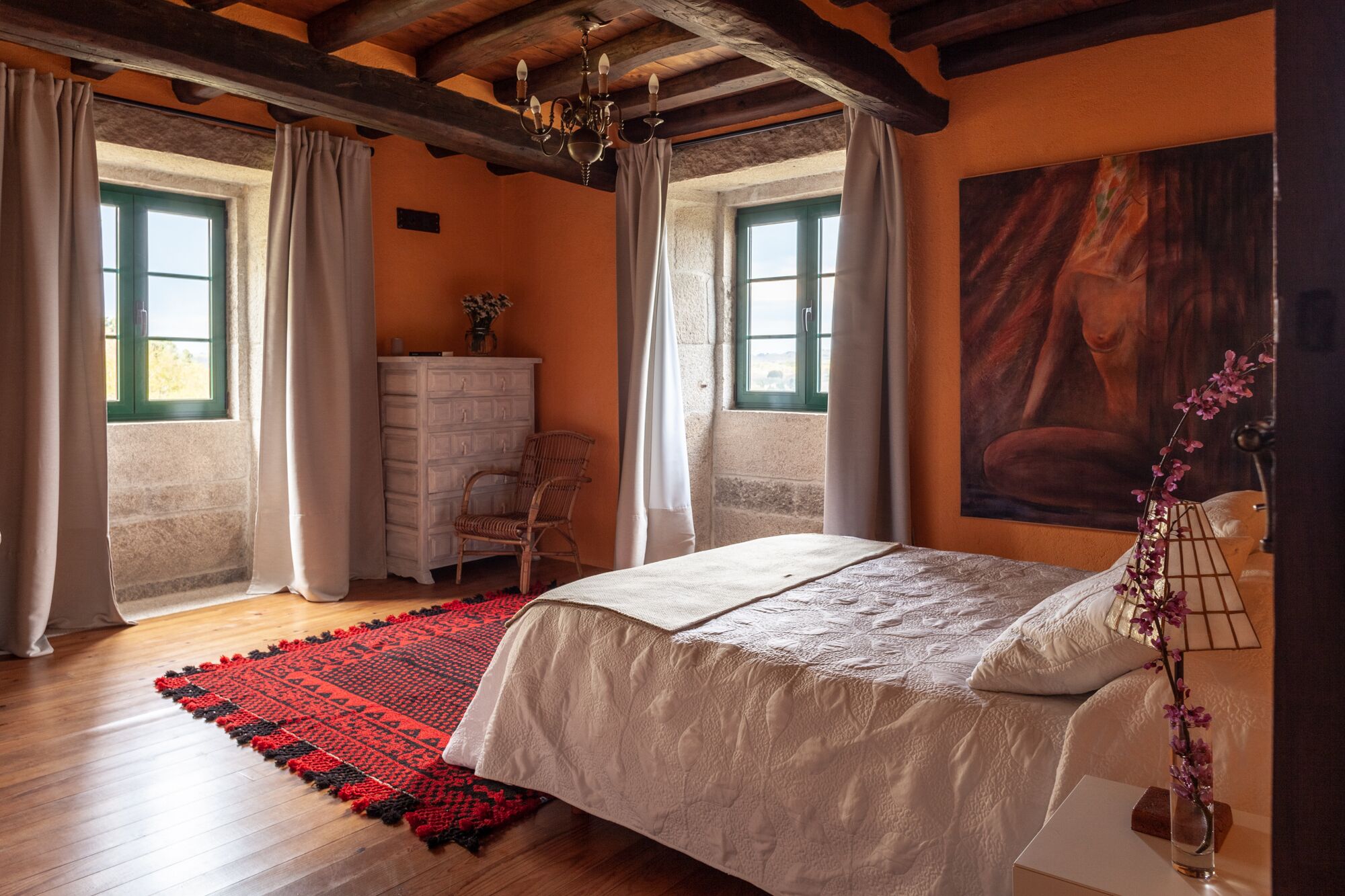 7 habitaciones, tabla de planchar con plancha y wifi gratis 