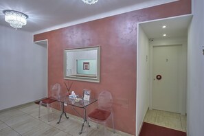 Reception - Museum Guest House (Civitavecchia)