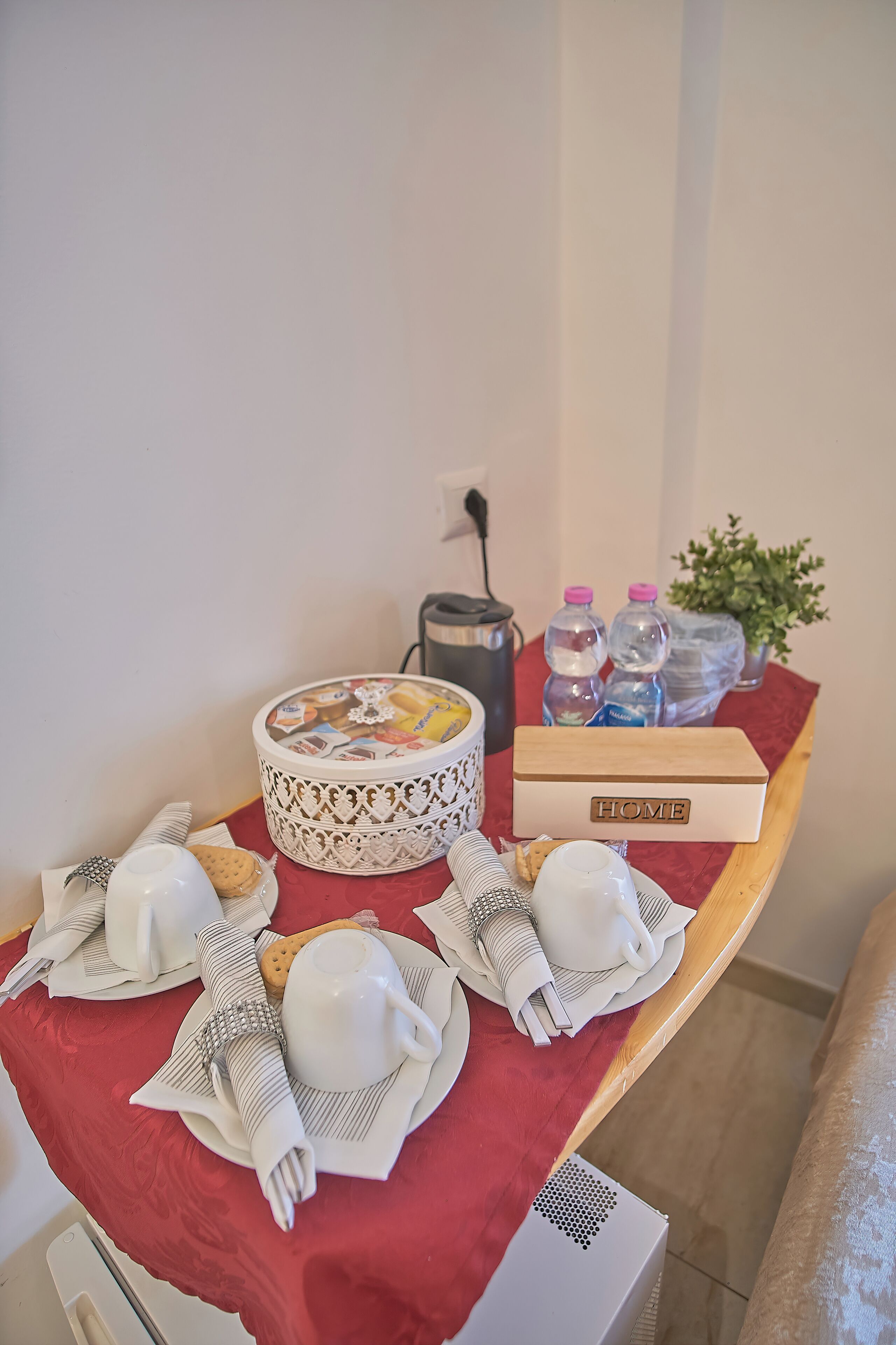 Deluxe-Doppelzimmer, Stadtblick | Italienische Bettbezüge von Frette, hochwertige Bettwaren