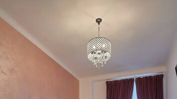 Deluxe-Doppelzimmer, Stadtblick | Italienische BettbezĂŒge von Frette, hochwertige Bettwaren