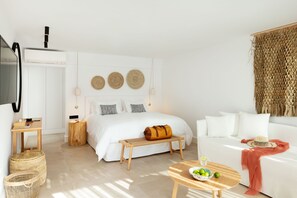 Hypo-allergenic bedding, down duvets, memory-foam beds, minibar - Amantes Villas and Suites (Sithonia)