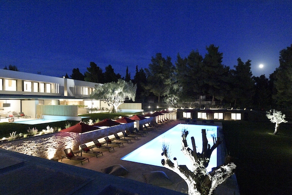 Front of property – evening/night