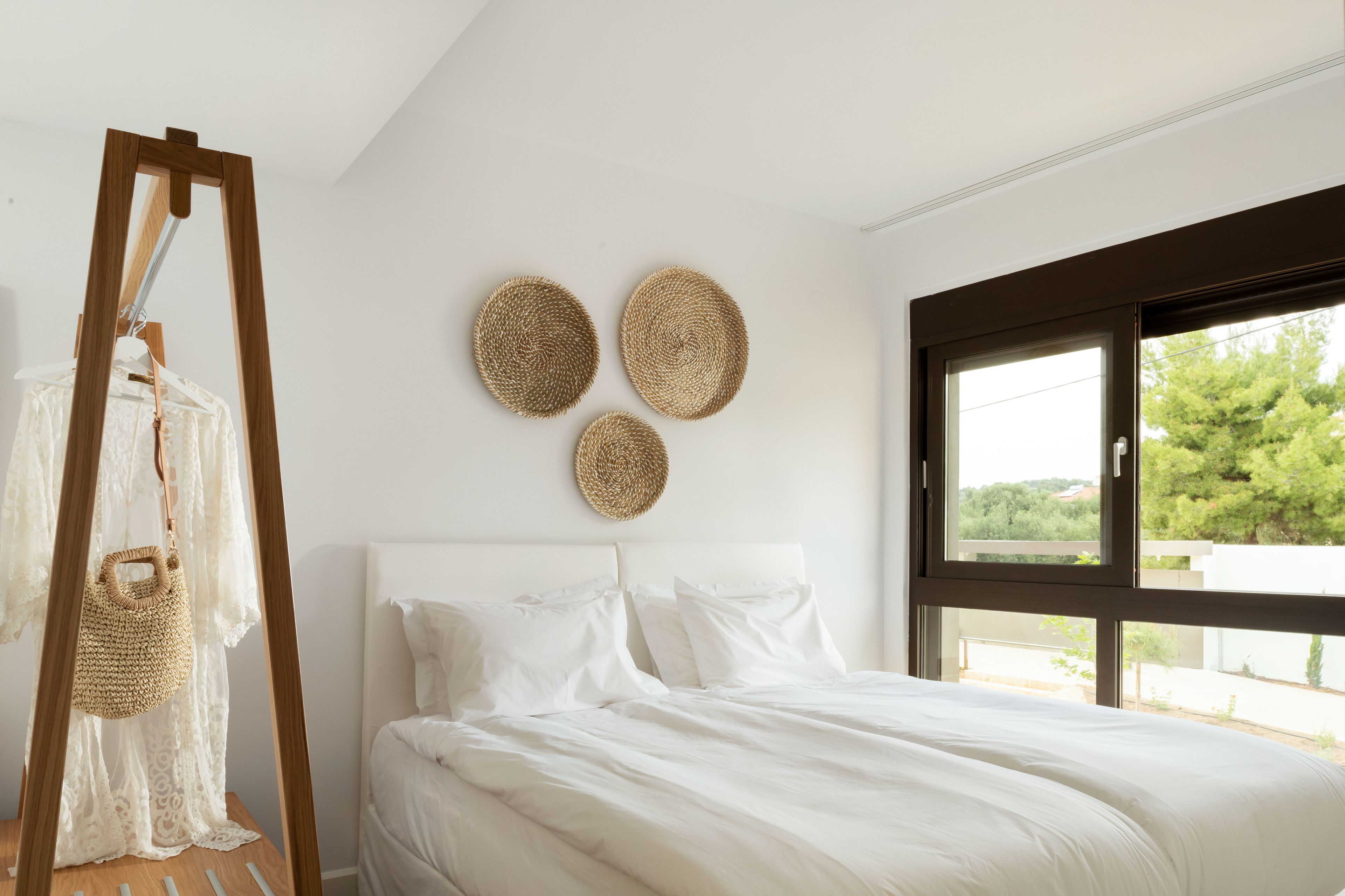 1 bedroom, hypo-allergenic bedding, down duvets, memory-foam beds