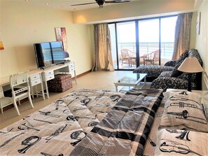 1 bedroom, bed sheets
