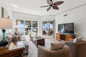 Fernseher, DVD-Player