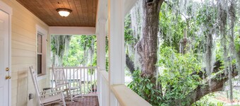 The Lake Morton Colonial Lakeland Historic District - 3BR/2.5Bath