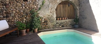 Charming house with small pool near Saint Guilhem