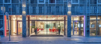 Silver Crown Hotel & Residence