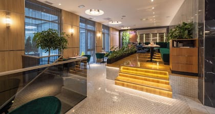 Silver Crown Hotel & Residence
