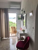 Premium bedding, memory foam beds, in-room safe, individually decorated