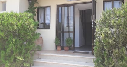 Elounda George Studios