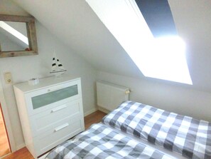 2 bedrooms, free WiFi