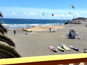 Camastros y toallas de playa 