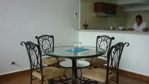 Interior detail - Miramar Loft apt 1B (Rio Hato)