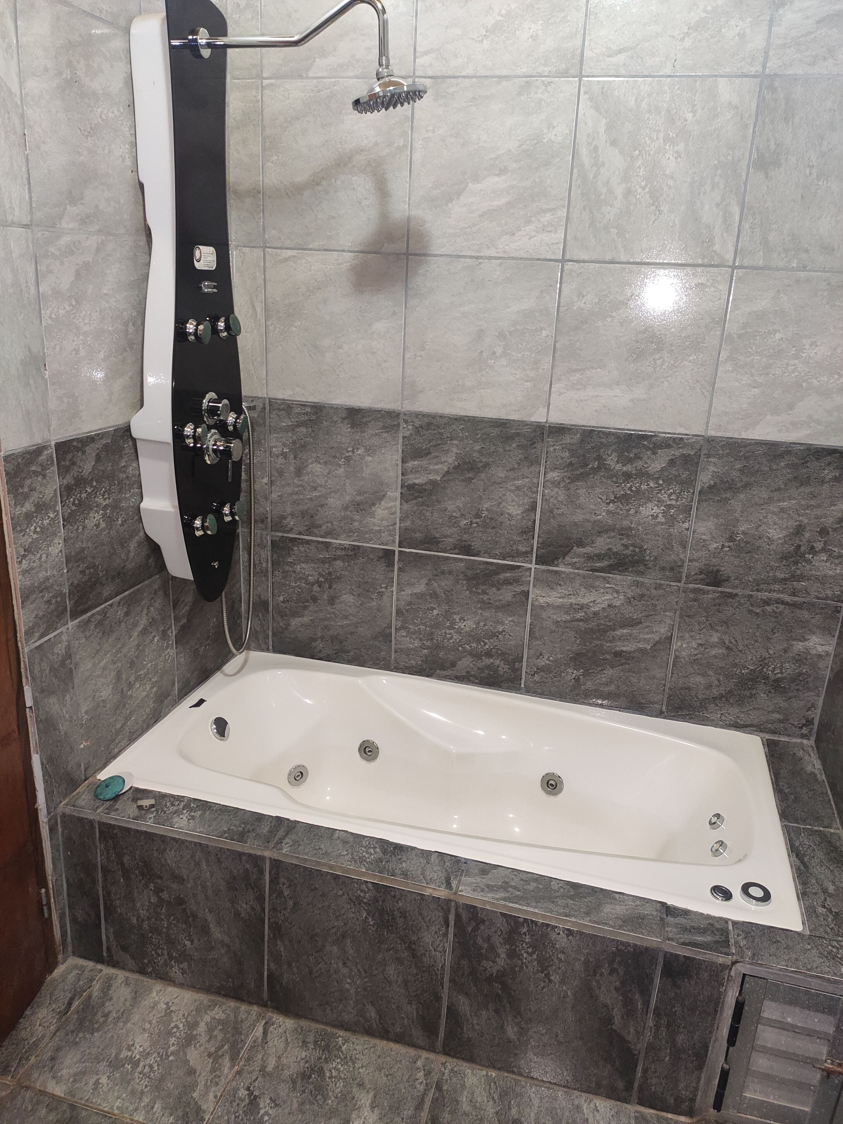 花灑/浴缸組合、按摩浴缸、風筒、坐浴桶