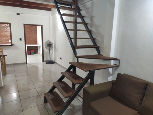 Duplex à Puerto Iguazú. A quelques mètres du terminal! Cité des Chutes!
