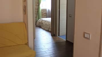 3 Schlafzimmer, BĂŒgeleisen/BĂŒgelbrett, Reisekinderbett, WLAN