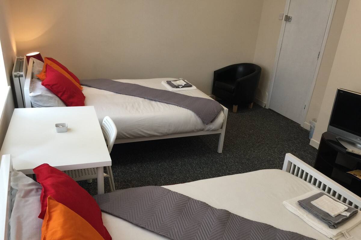 Quadruple Room, Shared Bathroom | WiFi (free)
