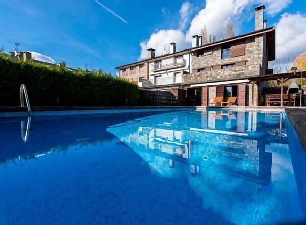 Pool - Self catering Can Oscar for 12 people (Seu d'Urgell (La))