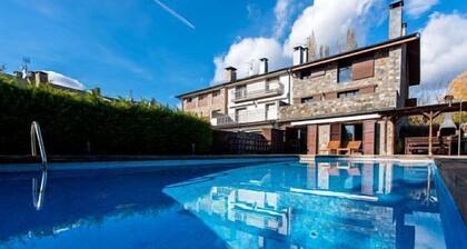 Selbstverpflegung Can Oscar für 12 Personen