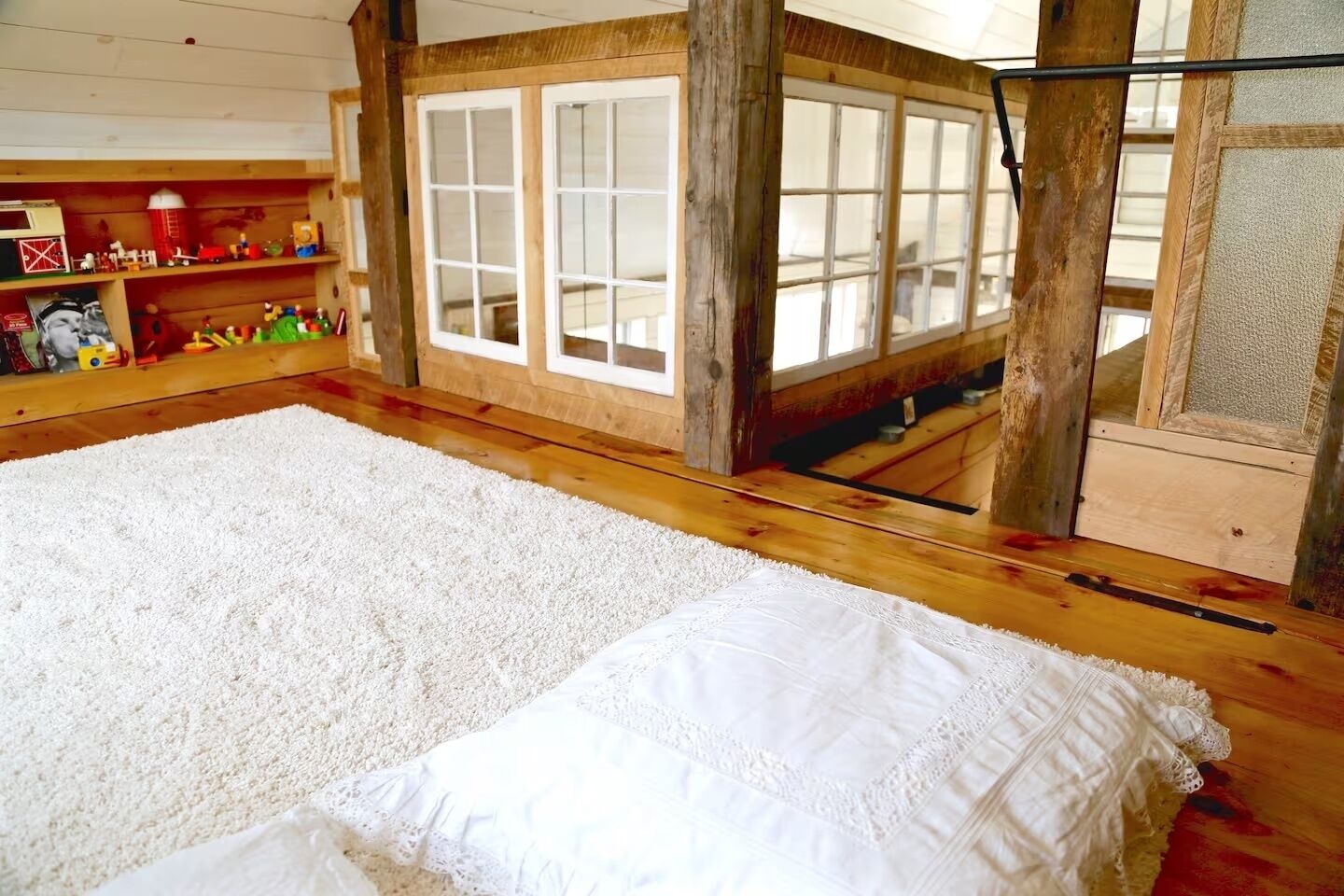 2 slaapkamers, een strijkplank/strijkijzer, gratis wifi, beddengoed