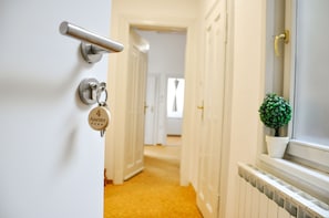 Family Apartment, Courtyard View (4)