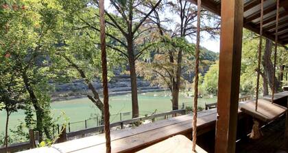 Cabin on the Hill | River Road | Sleeps up to 18