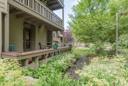 Cottonwood Condo 1411 - Ground Floor With Sun Valley Resort Pool