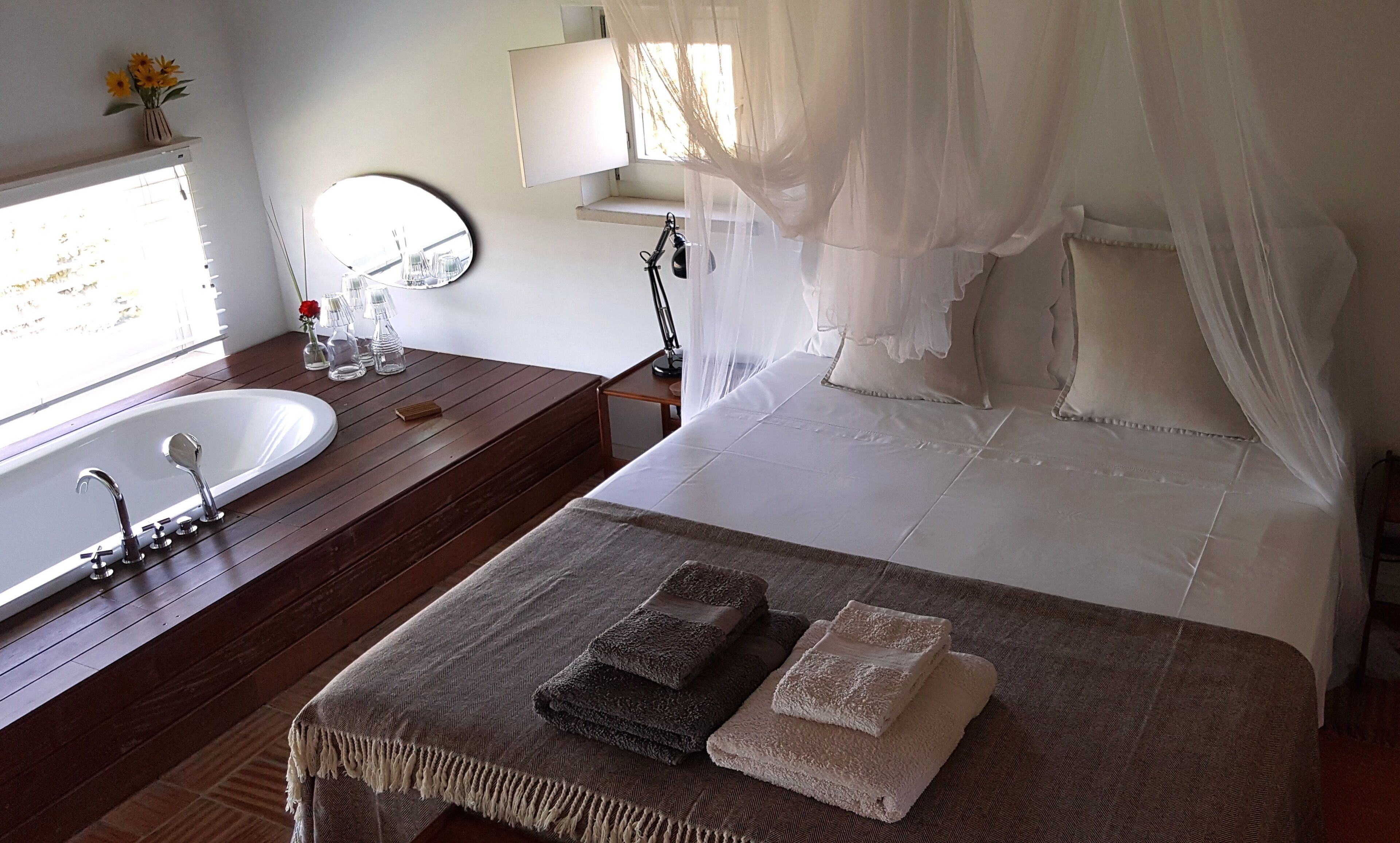 1 dormitorio, tabla de planchar con plancha, cuna de viaje y wifi