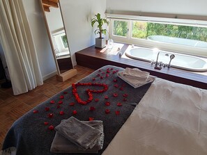 1 bedroom, iron/ironing board, travel cot, WiFi
