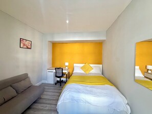 1 bedroom, iron/ironing board, free WiFi, bed sheets - King’s Cross Apartment Ground floor  (London)