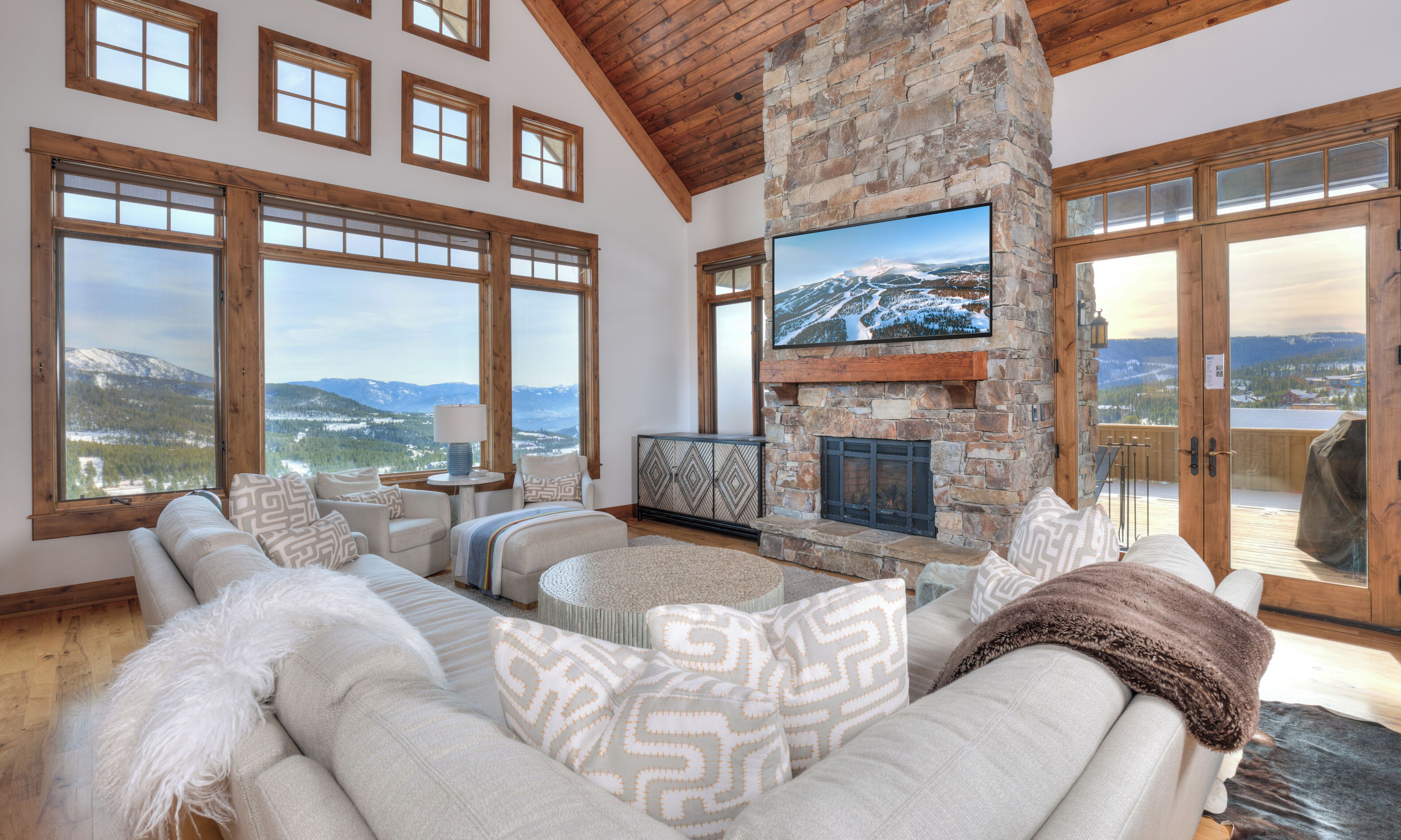 TV, fireplace, video game console, DVD player