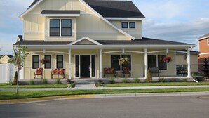 Front of property - The Crossings Bed & Breakfast Inn - Billings Montana Lodging (Billings)