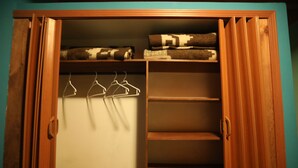 4 habitaciones, ropa de cama de alta calidad y colchones Select Comfort 