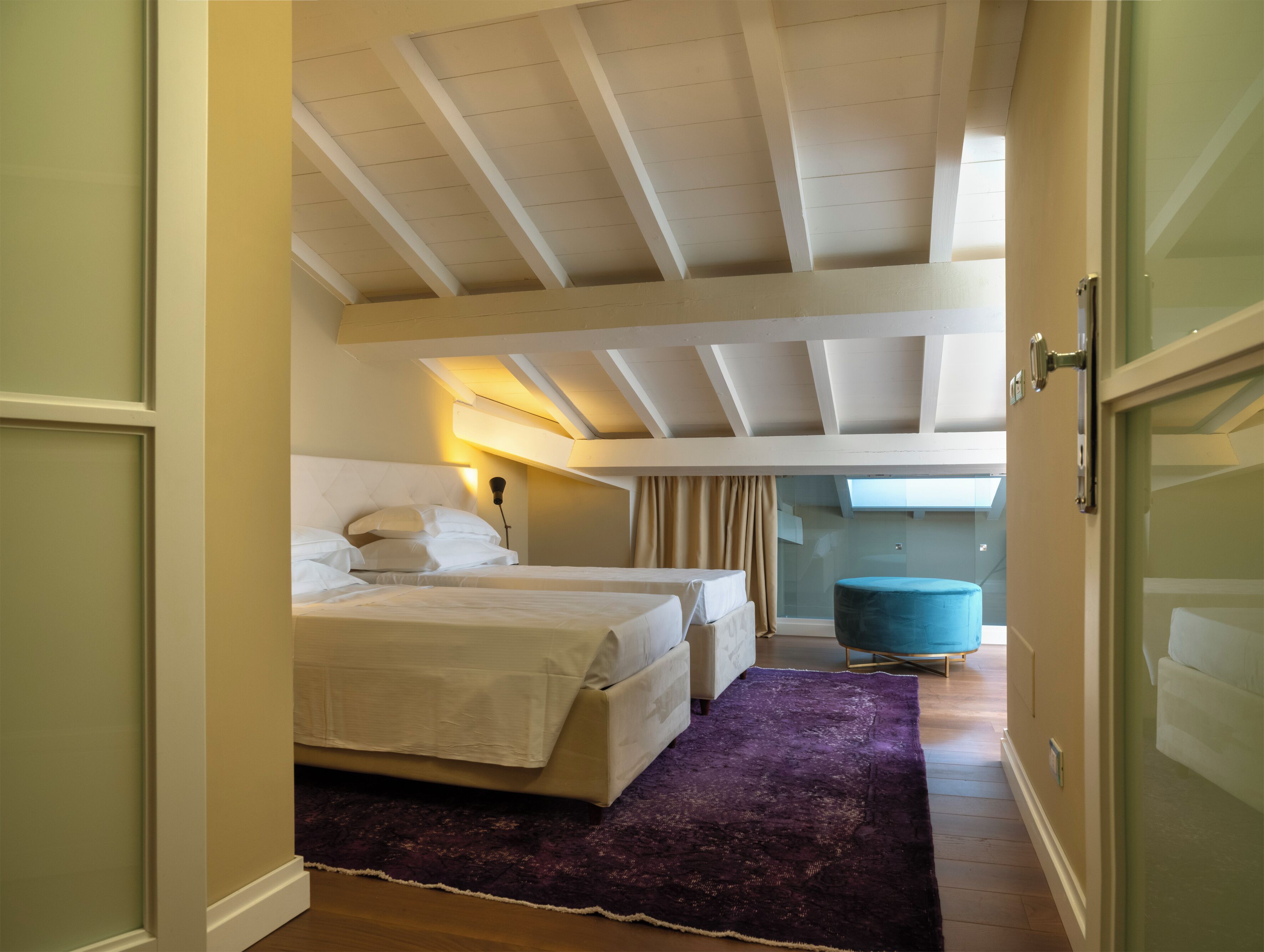 1 quarto, cofres nos quartos, Wi-Fi de cortesia, roupa de cama