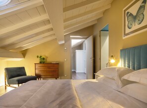 1 quarto, cofres nos quartos, Wi-Fi de cortesia, roupa de cama