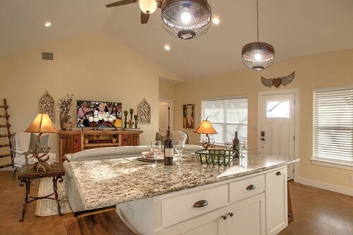 Lone Star Cabin No. 4