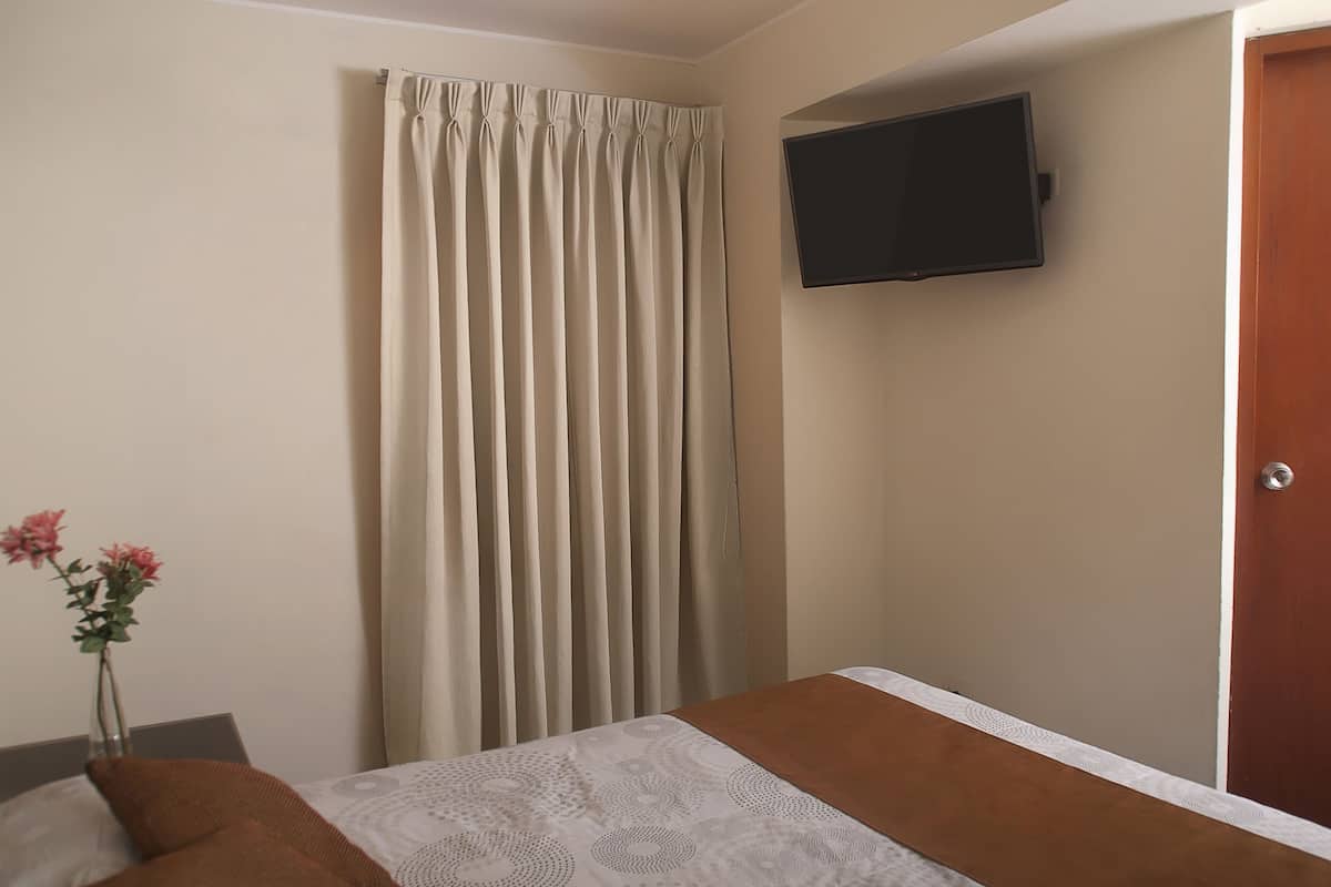 Wifi gratis y ropa de cama
