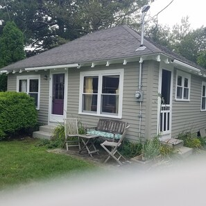 Exterior - A Beautiful "WEE " Place By The Sea in Rockport (Rockport)