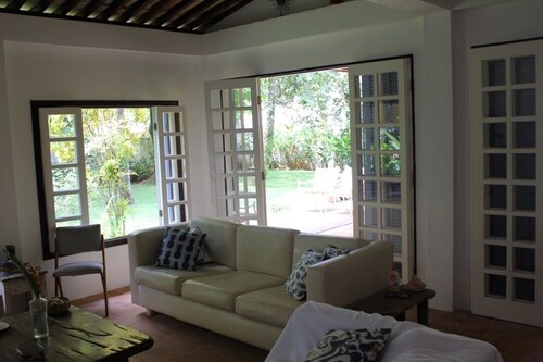 Beautiful house in Paúba SP - 4 suites - 2km de Maresias