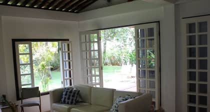 Beautiful house in Paúba SP - 4 suites - 2km de Maresias