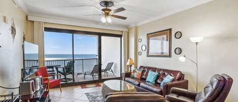 Televisión de pantalla plana, reproductor de DVD