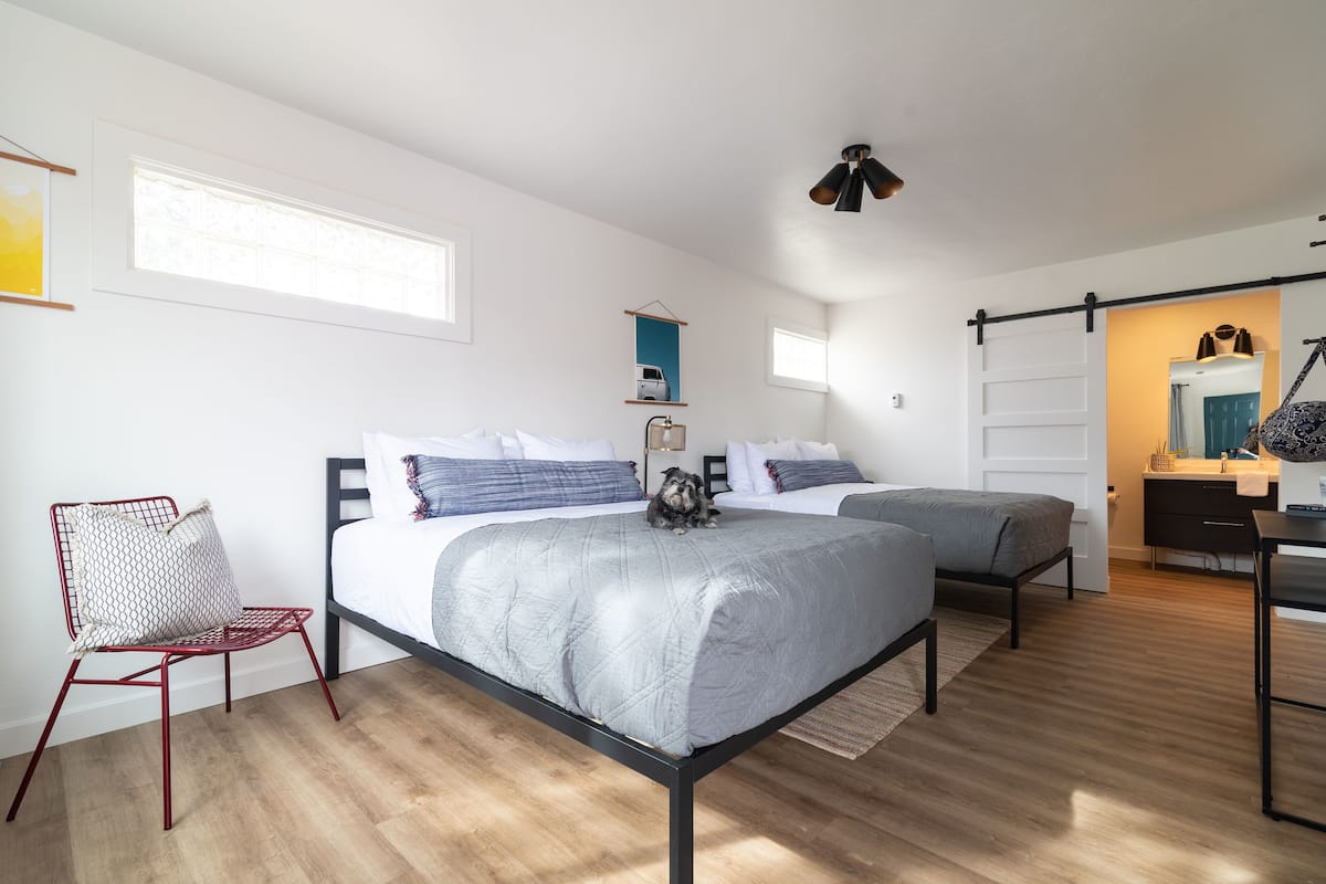 Deluxe Room, 2 Queen Beds | Free WiFi, bed sheets