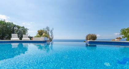 YourHouse Somni, villa with sea views in south Mallorca