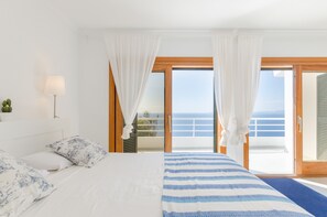 5 slaapkamers, een kluis op de kamer, een strijkplank/strijkijzer