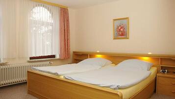 2 chambres, lit parapluie, Wi-Fi, draps fournis
