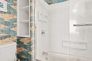 Shower, towels