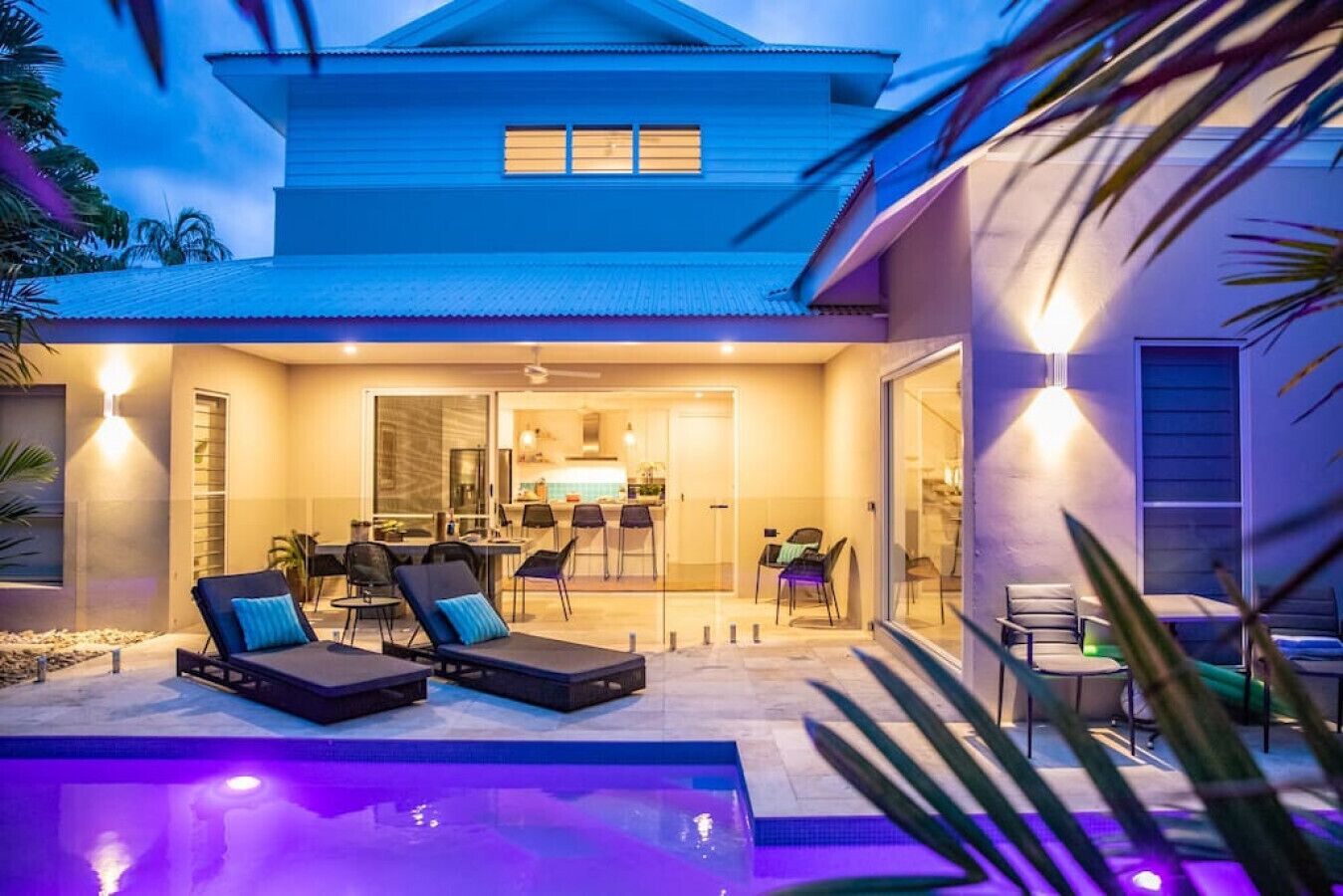 Port Beach House #2 · Stunning Beach Haven Villa With Private Pool♥